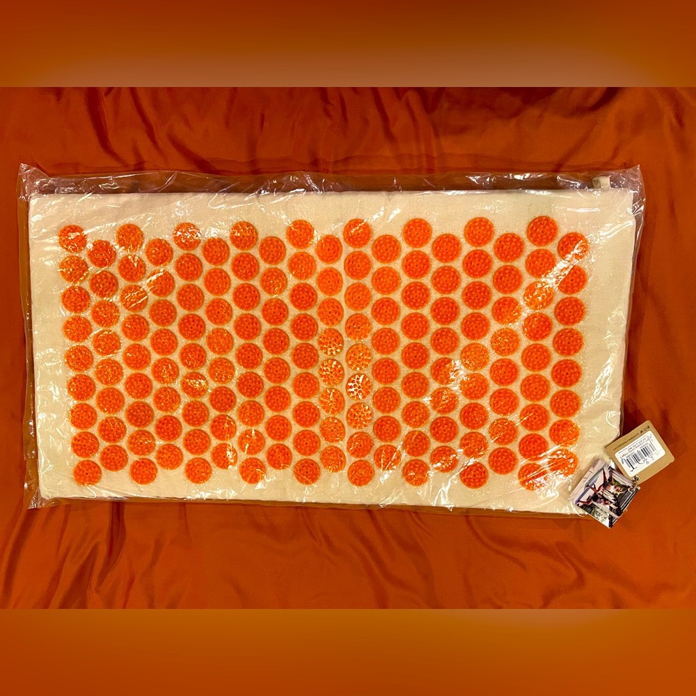 NWT* Complete Unity Yoga RelaxFast Lite Acupressure mat